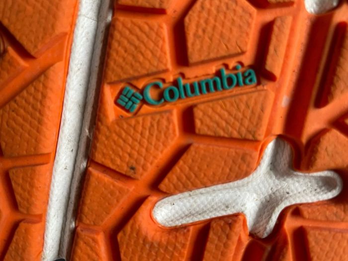 Columbia runners size 12