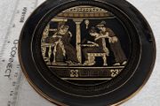 Medium wall plate 24 k gold