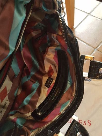 Guess Womens Handbag