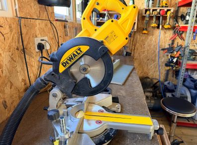 dewalt mitre saw