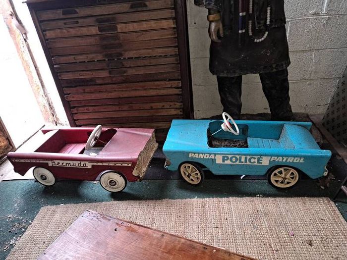 Vintage Childs Tri-ang  Pedal Car