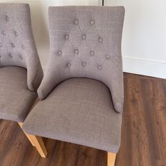 Set of 4 dining chairs
