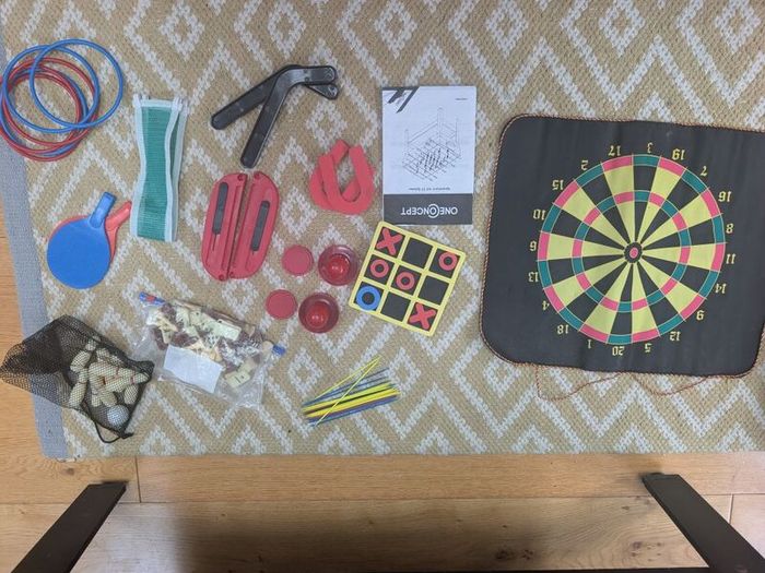 pool / fuss all table