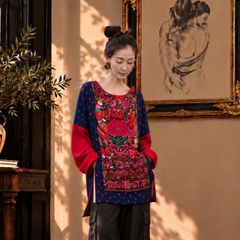 Brand new Designer Sample Oversized Embroidered Knit top