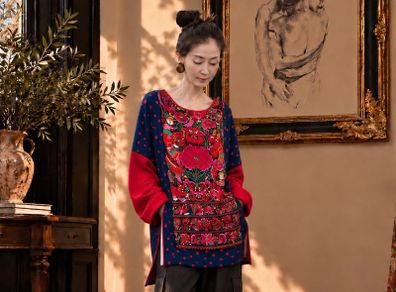 Brand new Designer Sample Oversized Embroidered Knit top
