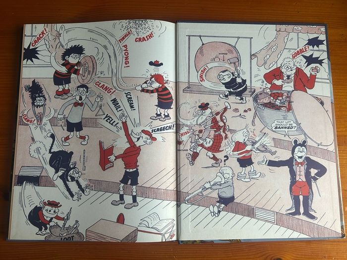 Comic: 'Classic The Beano & The Dandy Silly Sing-Along'