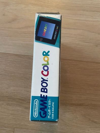 Nintendo Gameboy Color CGB-001 Color Boxed and Manual + Flash Card 4GB