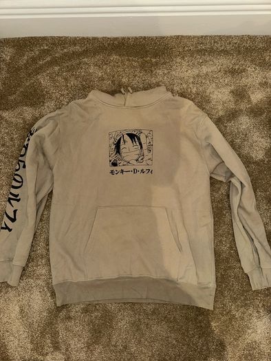One Piece Hoodie [Pull & Bear]