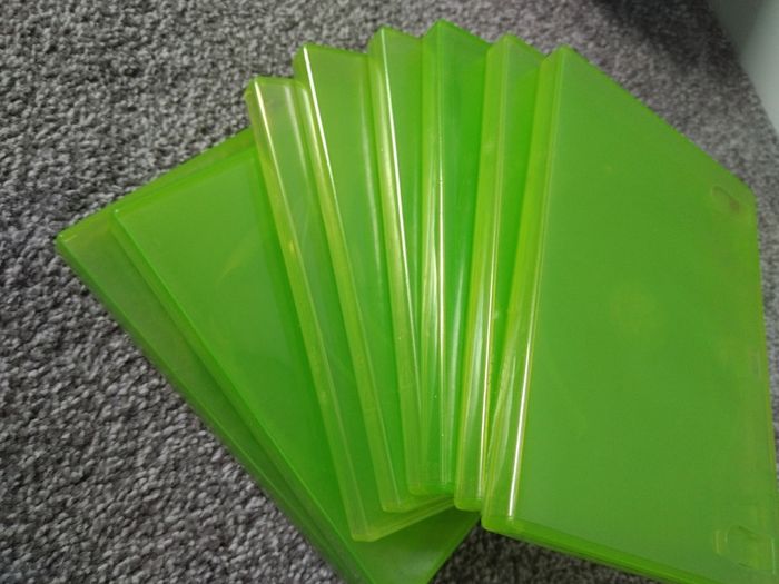 Xbox 360 Green Plastic Game Cases
