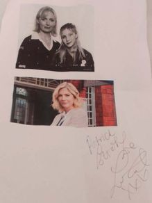 Signed photo of Lisa Faulkner