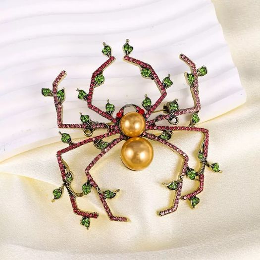 Brand New Vintage-Style Large Spider Brooch