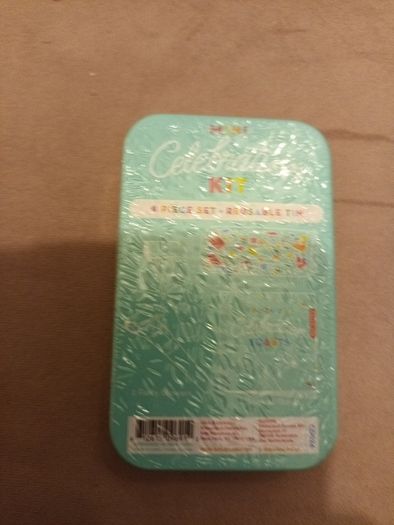 Mini party tin