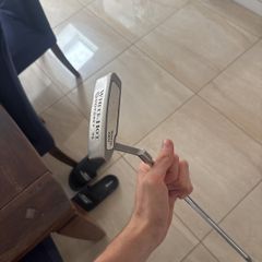 Odyssey white hot #6 putter