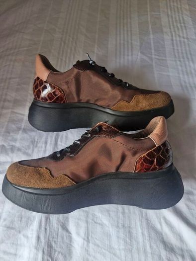 Wonders Womens Trainers size 5