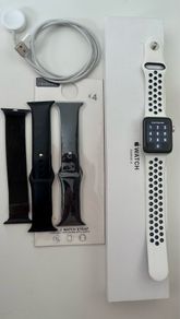 Apple watch series 3, 42 mm with accessories