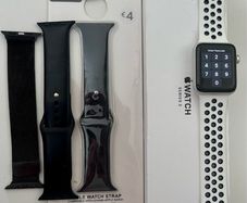 Apple watch series 3, 42 mm with accessories