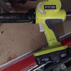 Electric Caulking Gun
