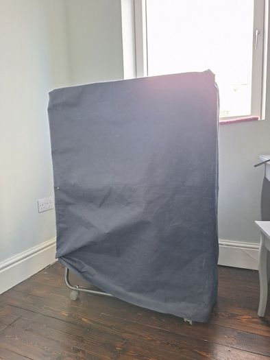 Fold up guest bed