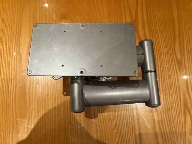 VESA TV bracket cantilever