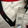 Man Utd away jersey Large Image 4
