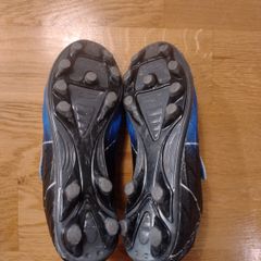 Football boots. Size 2...EU 34.