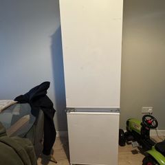 Integrated Fridge Freezer Kenwood