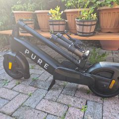 Pure advanced electric scooter perfect condition