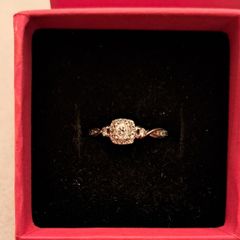 9ct diamond ring size M