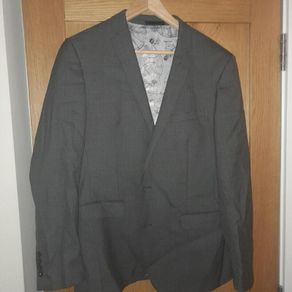 Men's 3-Piece Suit
