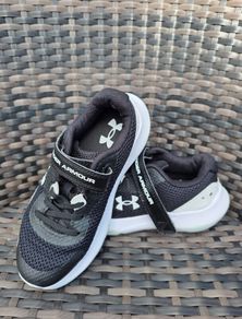 Unisex kid's runners size UK 13