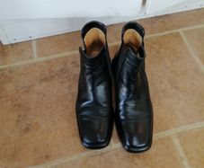 Bally Black Leather Ankle Boots Gents 8 E