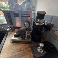 Rancilio Miss Silvia V6 E Espresso Machine and DF64 Gen 2 Single dose electric grinder