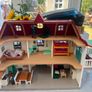 schleich farm house and horse set Image 2