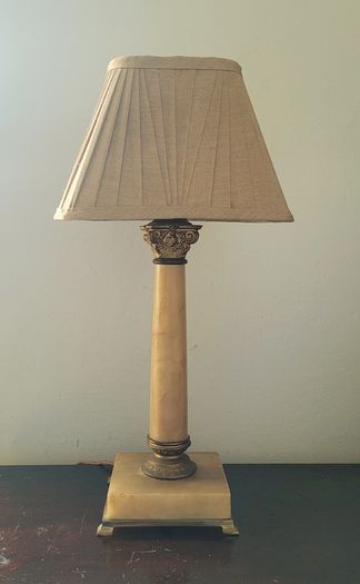 Antique corinthian column alabaster lamp
