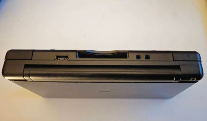 Black Nintendo DS lite