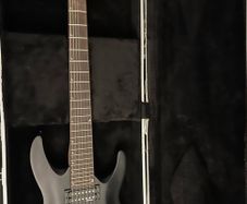 Jackson 7 string Dinky electric guitar