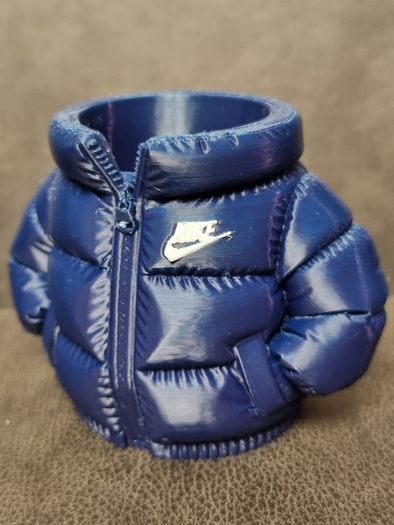 3D printed Nike puffer jacket pen holder