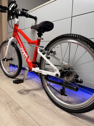 WOOM 4 Kids Bike 20 inch Bike (Like NEW)