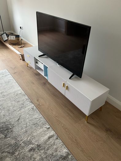 tv unit stand