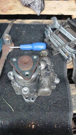 Audi power steering pump. Intercooler Flayweel clutch kit 2.0tdi oil pump injectors gps suspension parts steering rack s-line 6 speed