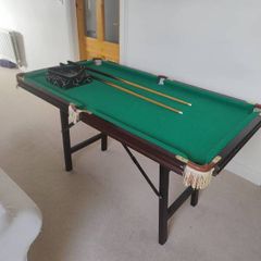 Mini Pool Table