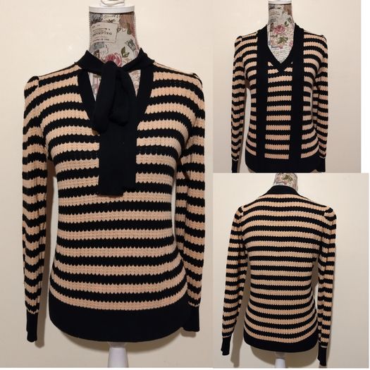 Beautiful Gallery Jumper Top