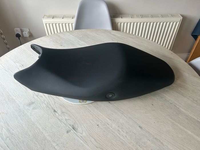 Ducati Monster 696 saddle