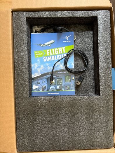 The Honeycomb - Alpha Flight Controls Yoke & Switch Panel