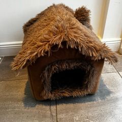 Cat bed