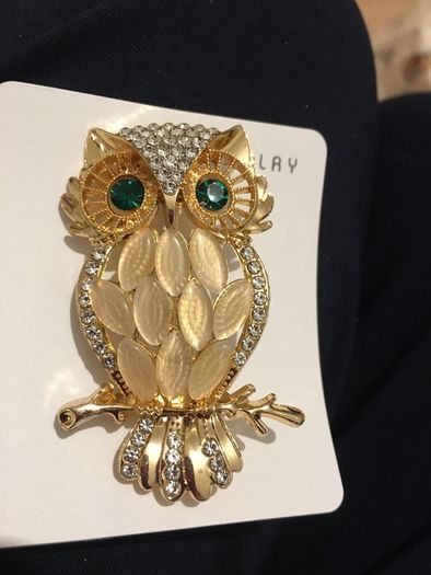 Brooch