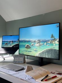 Dell U3219Q (32" 4K monitor)