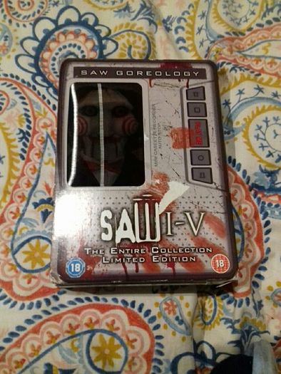 Saw I-V collectors edition