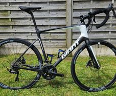 Giant Defy Advanced Pro 2 Carbon Road Bike  Large