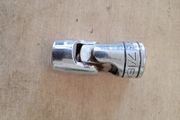 Snap On wobbly socket